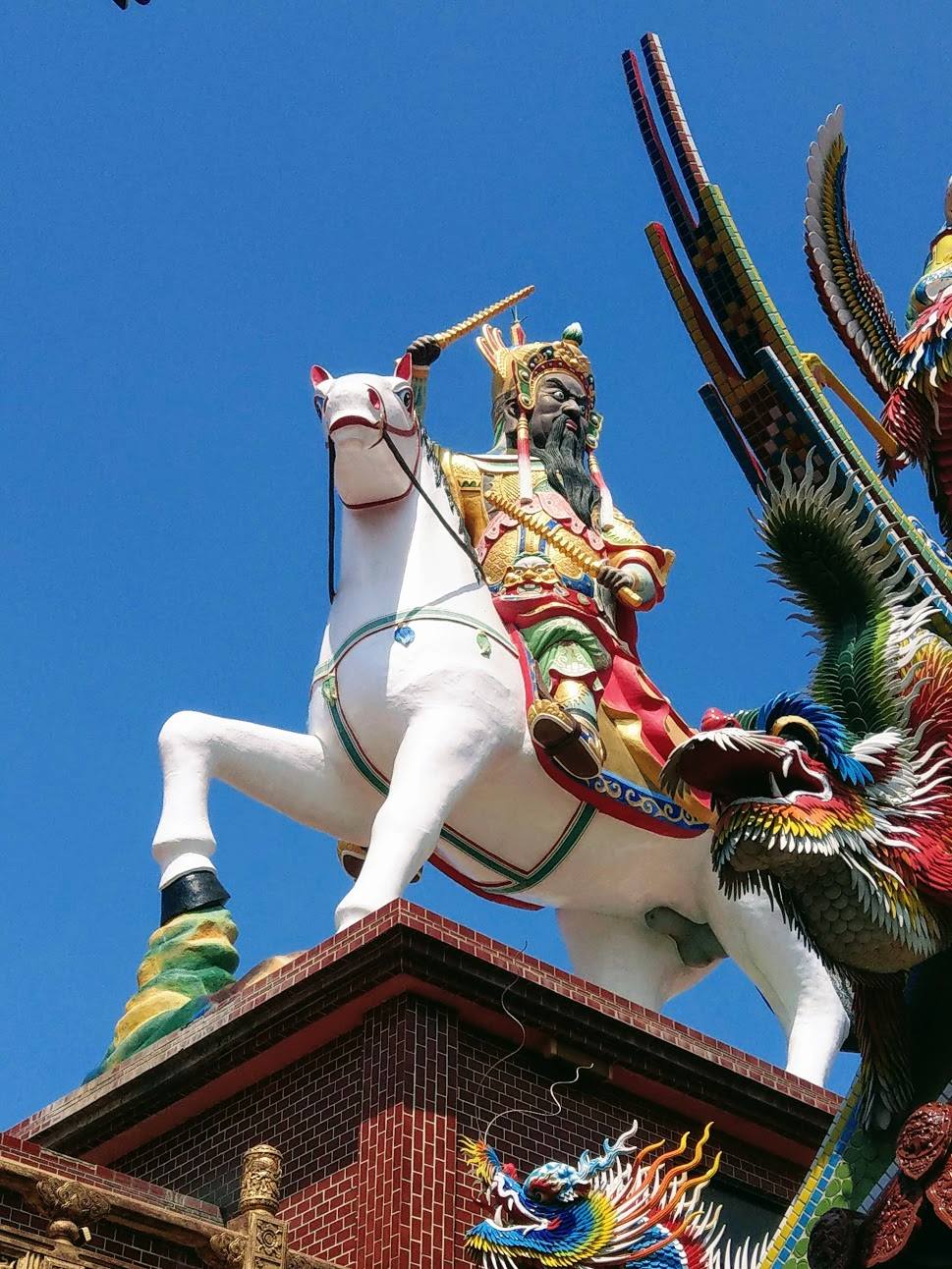 南寮代天府 五府千歲 王爺騎白馬 供奉日本人&nbsp;古寧頭戰役