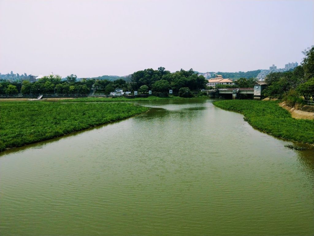 青草湖:鳳凰橋 靈隱寺 小西湖